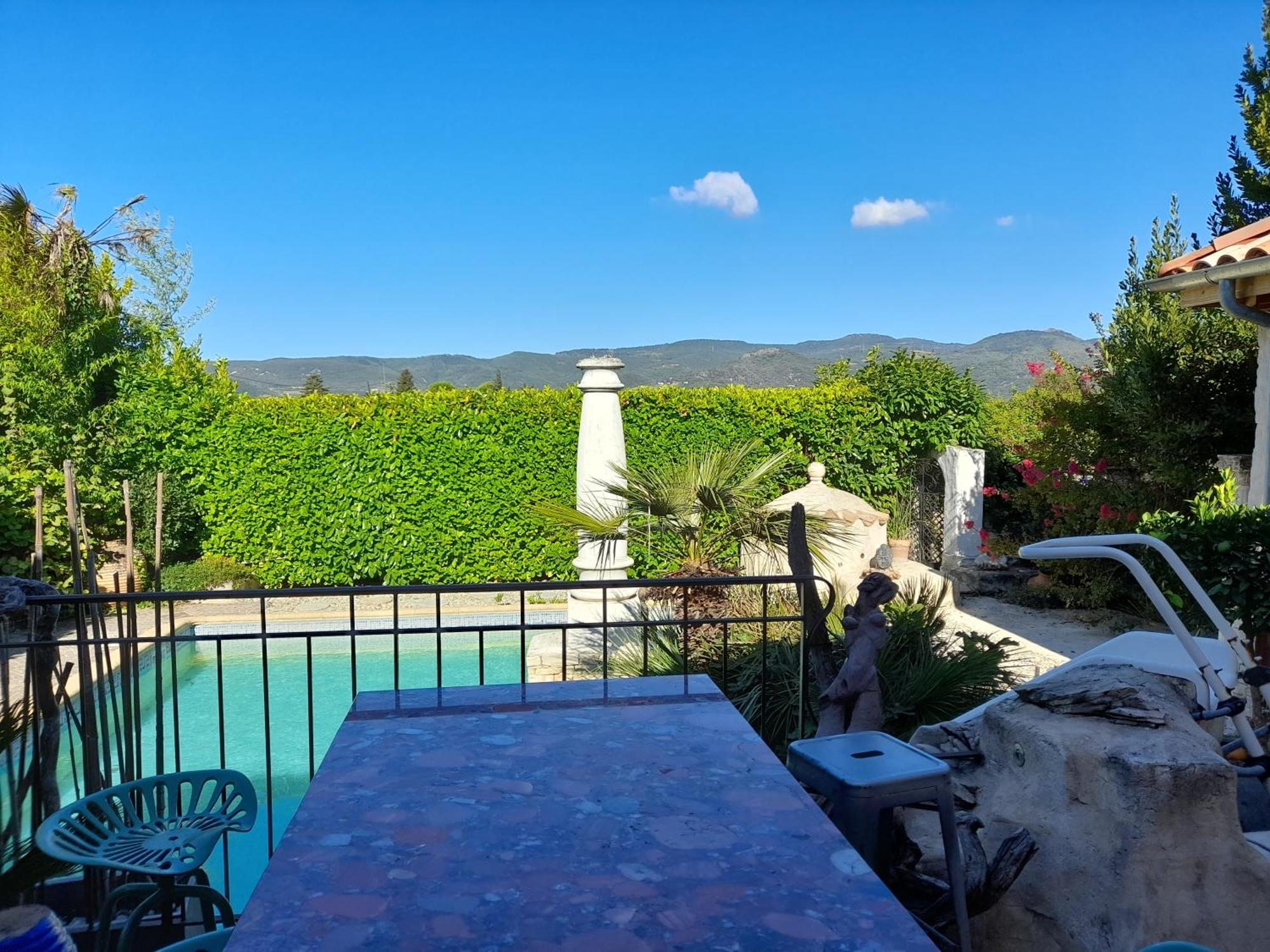 Campagne Hotel Montelimar Exterior photo
